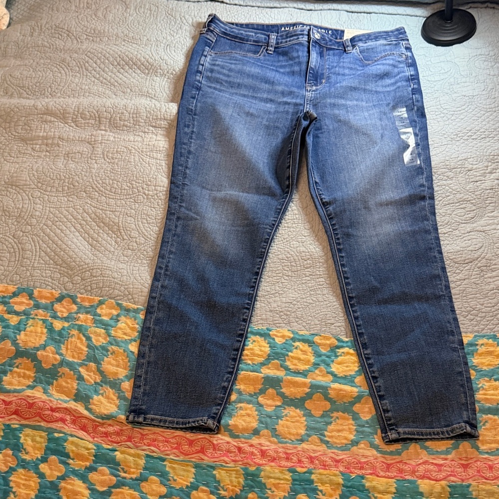 American Eagle Outfitters Medium Blue Boyfriend Jeans